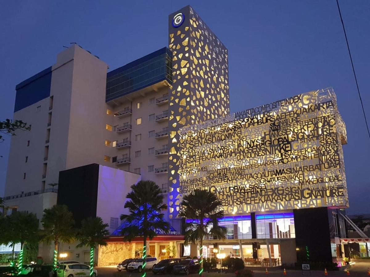 G'Sign Hotel Banjarmasin Banjarmasin  Exteriör bild