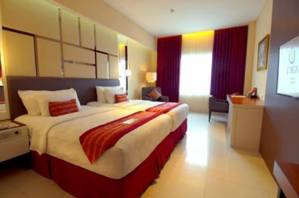 G'Sign Hotel Banjarmasin Banjarmasin  Exteriör bild