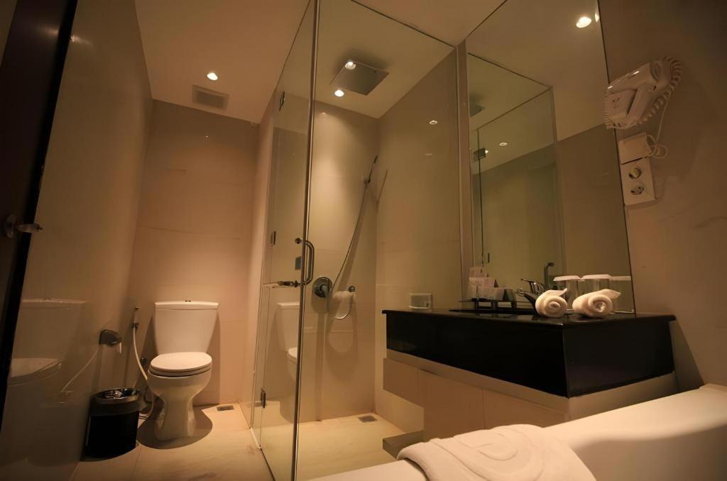 G'Sign Hotel Banjarmasin Banjarmasin  Exteriör bild
